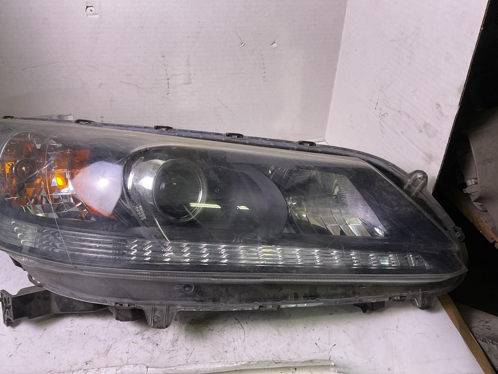 Headlamp Assembly FORD FUSION Right 17 18 19 200